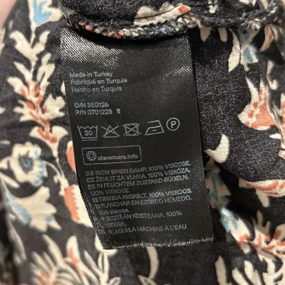 H&M Black Floral Long Sleeve Dress Sz 8 M Flowy Y2K Cottagecore Boho - Picture 13 of 14